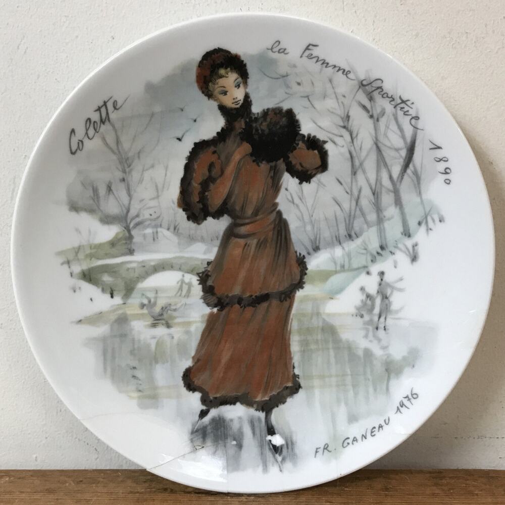 Vtg D’Arceau Limoges Fashion Women Colette 1890 French Porcelain Plate